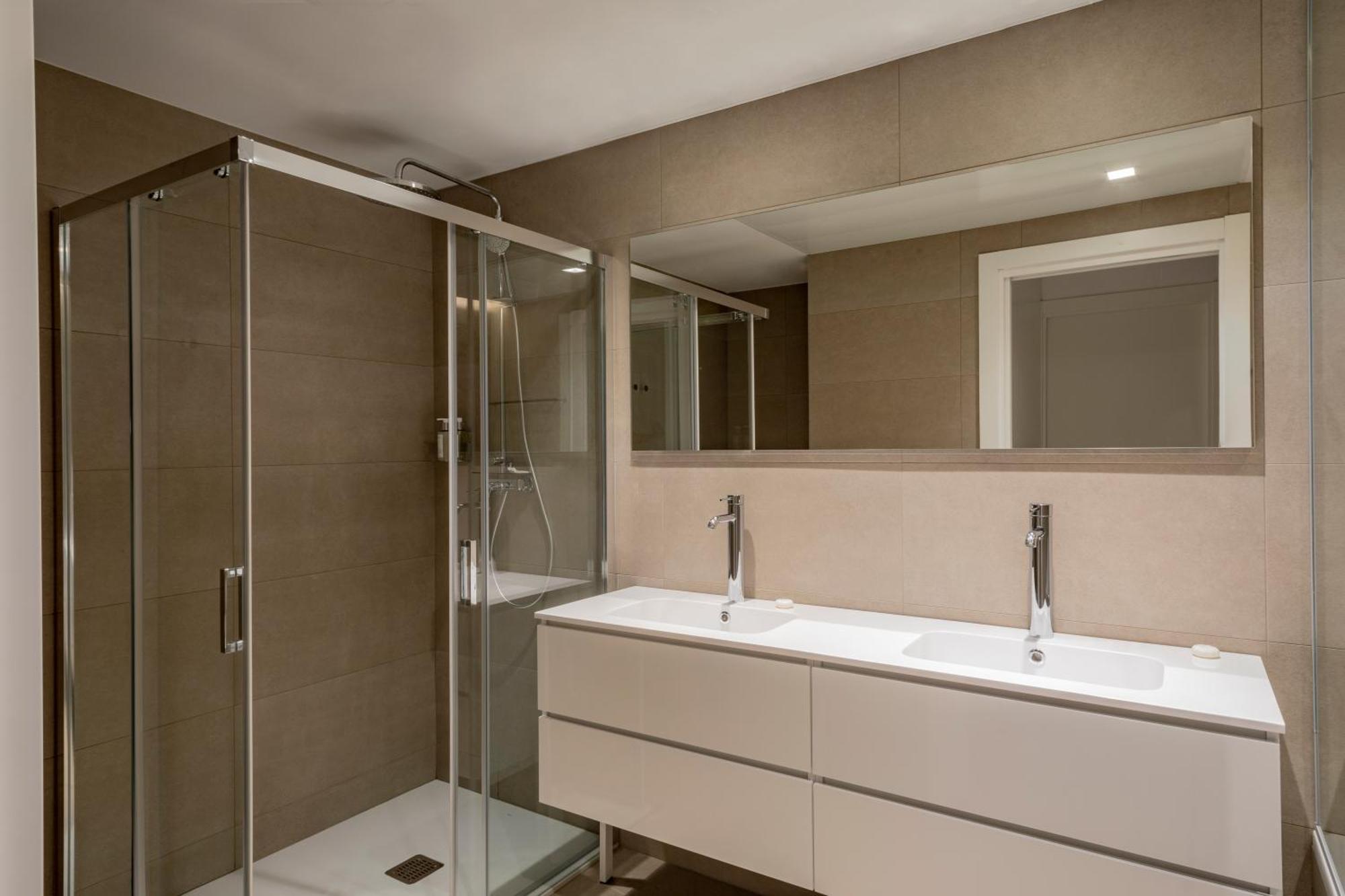 Europa Apartments Оспиталет-де-Льобрегат Экстерьер фото
